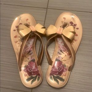 Ted baker flip flop